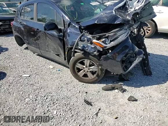2022 Chevrolet Trax LT с VIN KL7CJLSM3NB525431, выставлен на аукционе Copart как лот 81812085 с пробегом 105 501 миль миль и На запчасти • Non repairable. История ставок и продаж доступна на DreamBid. Изображение 14.