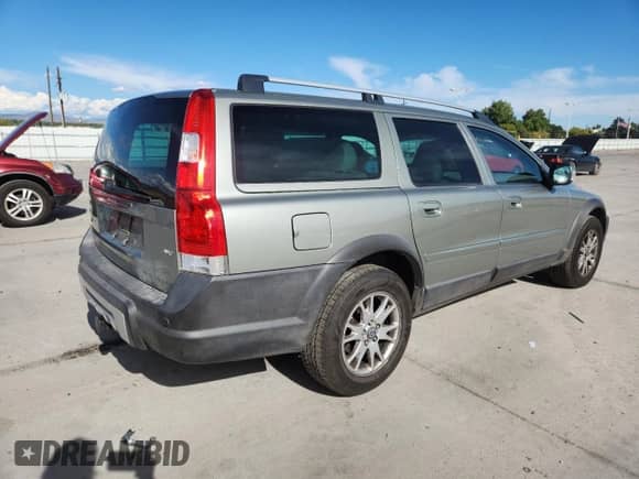 2007 Volvo XC70 with VIN YV4SZ592671263577, listed as a Copart auction lot 84619745 with 174,777 mi miles and Non repairable. Bid and sale history available at DreamBid. Image 3.