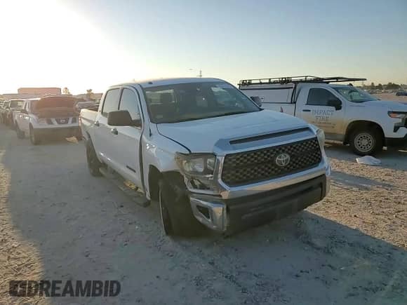 2019 Toyota Tundra SR5 с VIN 5TFEM5F1XKX137500, выставлен на аукционе Copart как лот 85751375 с пробегом 158 655 миль миль и Списание • Salvage title. История ставок и продаж доступна на DreamBid. Изображение 13.
