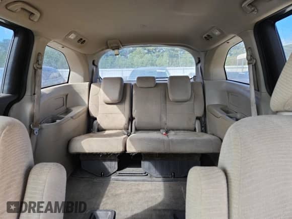 2013 Honda Odyssey LX z VIN 5FNRL5H21DB047448, wystawiony jako Copart lot #85334295 z przebiegiem 193 092 mil mil oraz Szkoda całkowita • Salvage title. Historia ofert i sprzedaży dostępna na DreamBid. Obrazek 10.