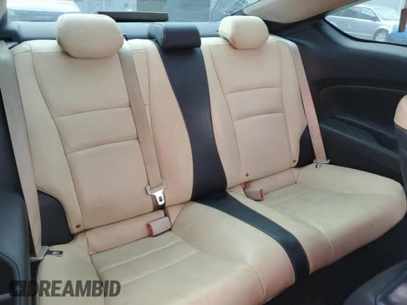 2015 Honda Accord EX-L z VIN 1HGCT2B88FA002425, wystawiony jako Copart lot #86819335 z przebiegiem 116 331 mil mil oraz Szkoda całkowita • Salvage title. Historia ofert i sprzedaży dostępna na DreamBid. Obrazek 10.