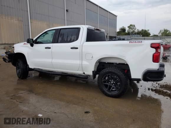 2024 Chevrolet Silverado 1500 Custom Trail Boss с VIN 3GCUDCE81RG321446, выставлен на аукционе Copart как лот 72214744 с пробегом 3 581 миль миль и Списание • Salvage title. История ставок и продаж доступна на DreamBid. Изображение 2.