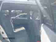 2005 Toyota Highlander с VIN JTEEP21A250094020, выставлен на аукционе IAAI как лот 43341214 с пробегом 130 875 миль миль и . История ставок и продаж доступна на DreamBid. Изображение 8.