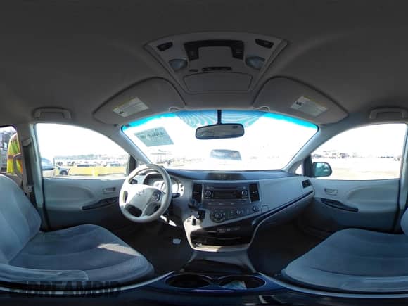 2012 Toyota Sienna LE AAS with VIN 5TDKK3DC2CS215910, listed as a IAAI auction lot 43063000 with 169,580 mi miles and . Bid and sale history available at DreamBid. Image 18.