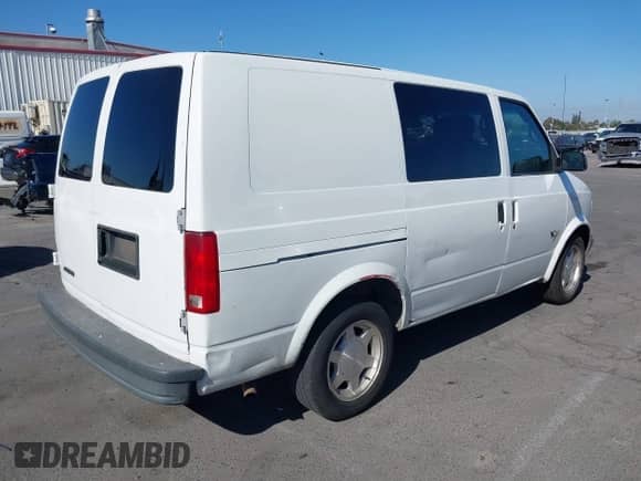 2004 Chevrolet Astro Cargo с VIN 1GCDM19X14B104664, выставлен на аукционе IAAI как лот 40177716 с пробегом 219 901 миль миль и . История ставок и продаж доступна на DreamBid. Изображение 4.