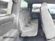 2002 GMC Sierra 1500 SLE с VIN 2GTEC19V121171588, выставлен на аукционе IAAI как лот 43076307 с пробегом 117 879 миль миль и . История ставок и продаж доступна на DreamBid. Изображение 8.
