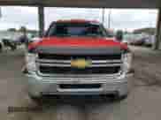 2013 Chevrolet Silverado 3500 с VIN 1GC5KZCG5DZ315553, выставлен на аукционе Copart как лот 72369234 с пробегом 87 694 миль миль и Списание • Salvage title. История ставок и продаж доступна на DreamBid. Изображение 5.