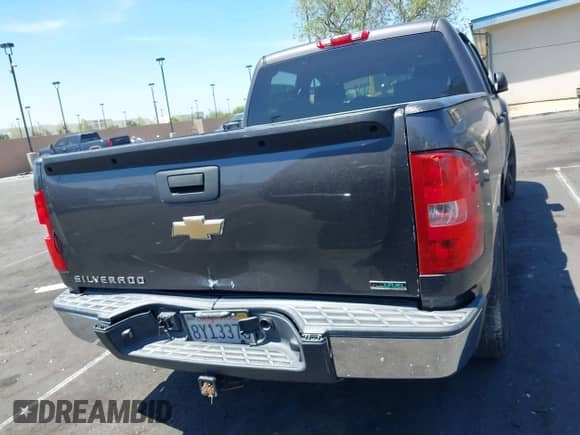 2011 Chevrolet Silverado 1500 LT с VIN 3GCPCSEA3BG117041, выставлен на аукционе IAAI как лот 41996824 с пробегом 259 389 миль миль и . История ставок и продаж доступна на DreamBid. Изображение 16.