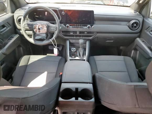 2025 Chevrolet Colorado 4WD Trail Boss с VIN 1GCPTEEKXS1142575, выставлен на аукционе Copart как лот 68530815 с пробегом 615 миль миль и Списание • Salvage title. История ставок и продаж доступна на DreamBid. Изображение 8.