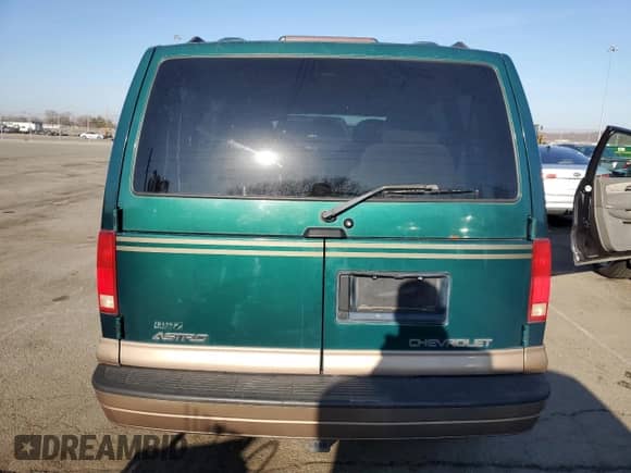 1998 Chevrolet Astro с VIN 1GNDM19W8WB200244, выставлен на аукционе Copart как лот 48627765 с пробегом 122 384 миль миль и Чистый • Clean title. История ставок и продаж доступна на DreamBid. Изображение 6.