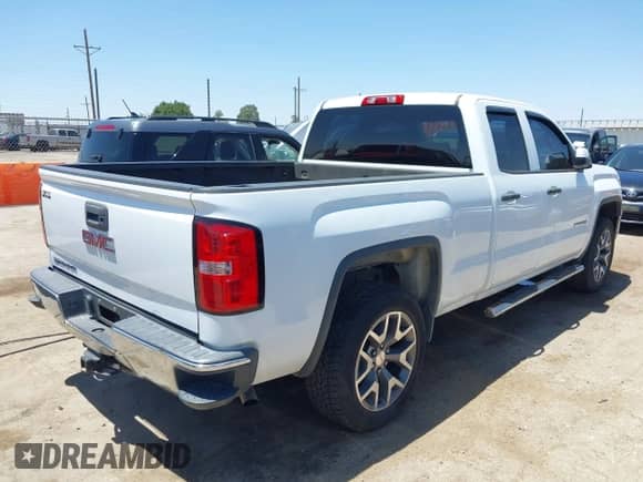 2015 GMC Sierra 1500 with VIN 1GTR1TEH7FZ208501, listed as a IAAI auction lot 42300222 with 103,993 mi miles and . Bid and sale history available at DreamBid. Image 4.