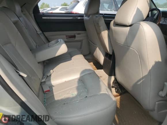 2006 Chrysler 300 C with VIN 2C3LK63H96H110050, listed as a Copart auction lot 67267285 with Not provided miles and Salvage title. Bid and sale history available at DreamBid. Image 10.