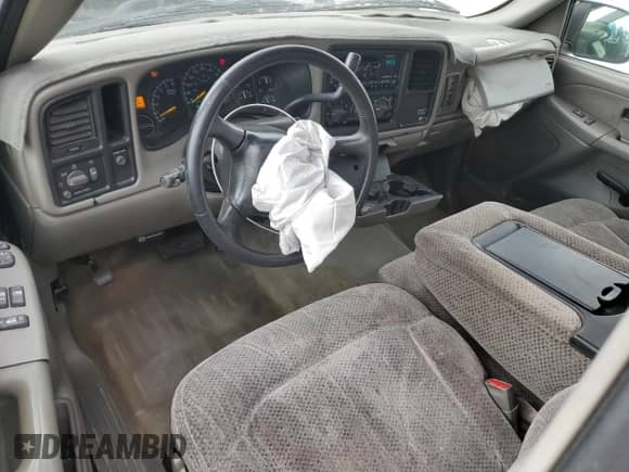 1999 Chevrolet Silverado 1500 LS z VIN 2GCEC19T1X1182063, wystawiony jako Copart lot #53395935 z przebiegiem 480 302 mil mil oraz Szkoda całkowita • Salvage title. Historia ofert i sprzedaży dostępna na DreamBid. Obrazek 8.