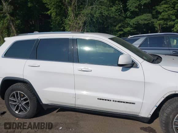 2020 Jeep Grand Cherokee Altitude с VIN 1C4RJFAG5LC290984, выставлен на аукционе IAAI как лот 42850481 с пробегом 88 489 миль миль и . История ставок и продаж доступна на DreamBid. Изображение 13.