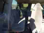 2000 Chevrolet Silverado 1500 LS z VIN 2GCEC19TXY1227986, wystawiony jako IAAI lot #43159851 z przebiegiem 300 863 mil mil oraz . Historia ofert i sprzedaży dostępna na DreamBid. Obrazek 8.