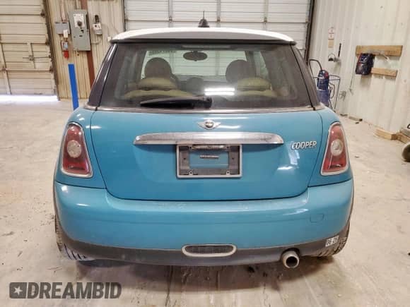2009 MINI Hardtop с VIN WMWMF33569TT69852, выставлен на аукционе Copart как лот 85374365 с пробегом 139 441 миль миль и Списание • Salvage title. История ставок и продаж доступна на DreamBid. Изображение 6.