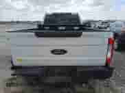 2018 Ford F-250 XL z VIN 1FT7W2A67JEC45748, wystawiony jako Copart lot #54447895 z przebiegiem 189 511 mil mil oraz Czysty tytuł • Clean title. Historia ofert i sprzedaży dostępna na DreamBid. Obrazek 6.