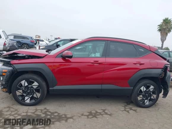 2024 Hyundai Kona SEL с VIN KM8HCCAB8RU051517, выставлен на аукционе IAAI как лот 43077345 с пробегом 14 994 миль миль и . История ставок и продаж доступна на DreamBid. Изображение 15.