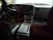 2002 Chevrolet Silverado 2500HD LS z VIN 1GCHK29G22E227530, wystawiony jako Copart lot #41482195 z przebiegiem 203 502 mil mil oraz Szkoda całkowita • Salvage title. Historia ofert i sprzedaży dostępna na DreamBid. Obrazek 8.