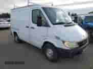 2005 Dodge Sprinter with VIN WD2PD144255762907, listed as a Copart auction lot 38805464 with 192,940 mi miles and Non repairable. Bid and sale history available at DreamBid. Image 4.
