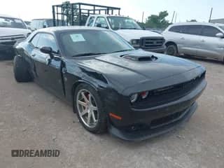 2021 Dodge Challenger R/T Scat Pack with VIN 2C3CDZFJ7MH637589, listed as a IAAI auction lot 43029784 with 30,160 mi miles and . Bid and sale history available at DreamBid. Image 1.