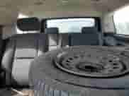 2009 Chevrolet Tahoe LS z VIN 1GNFC13C49R157270, wystawiony jako Copart lot #61923645 z przebiegiem Nie podano mil oraz Czysty tytuł • Clean title. Historia ofert i sprzedaży dostępna na DreamBid. Obrazek 10.