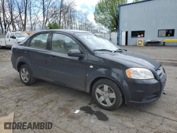 2008 Chevrolet Aveo LS z VIN KL1TD56648B129148, wystawiony jako Copart lot #51136714 z przebiegiem 182 545 mil mil oraz Szkoda całkowita • Salvage title. Historia ofert i sprzedaży dostępna na DreamBid. Obrazek 4.