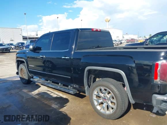 2017 GMC Sierra 1500 SLT z VIN 3GTU2NEC1HG180642, wystawiony jako IAAI lot #43290209 z przebiegiem 137 676 mil mil oraz . Historia ofert i sprzedaży dostępna na DreamBid. Obrazek 14.