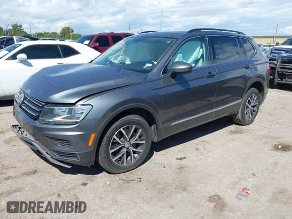 2020 Volkswagen Tiguan SE с VIN 3VV3B7AX9LM113847, выставлен на аукционе IAAI как лот 43279536 с пробегом 137 935 миль миль и . История ставок и продаж доступна на DreamBid. Изображение 2.