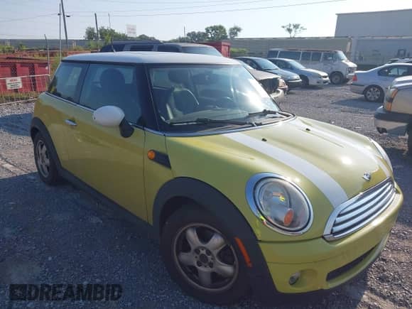 2010 MINI Hardtop with VIN WMWMF3C50ATZ63602, listed as a IAAI auction lot 42577007 with 121,843 mi miles and . Bid and sale history available at DreamBid. Image 1.