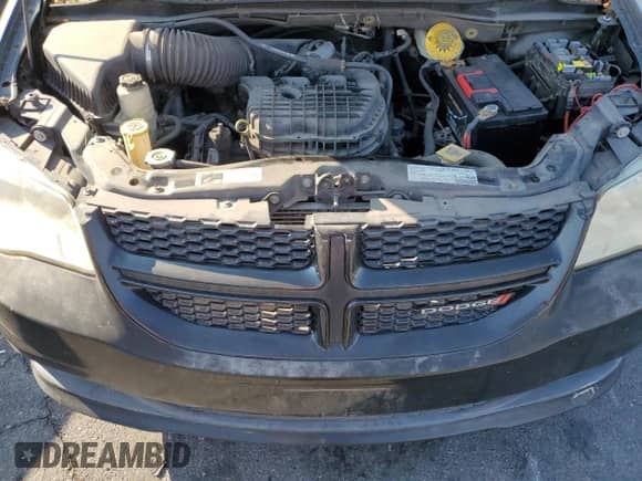 2013 Dodge Grand Caravan R/T with VIN 2C4RDGEG2DR810882, listed as a Copart auction lot 68159505 with 148,592 mi miles and Salvage title. Bid and sale history available at DreamBid. Image 12.