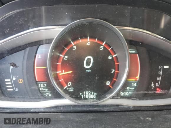 2015 Volvo XC70 Premier with VIN YV4952NKXF1208398, listed as a Copart auction lot 45670095 with 119,966 mi miles and Salvage title. Bid and sale history available at DreamBid. Image 9.