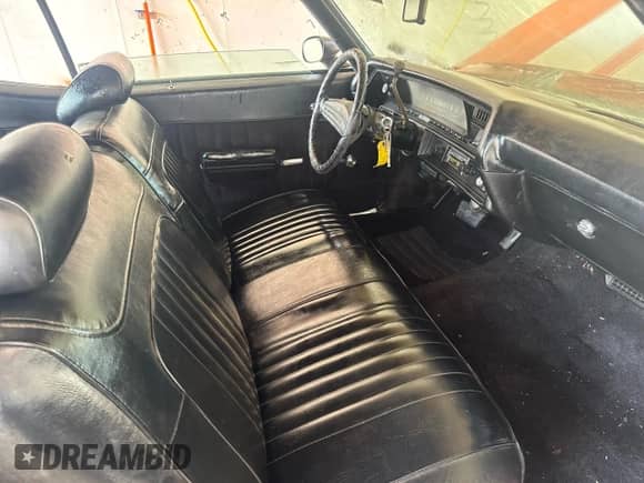 1972 Chevrolet Chevelle z VIN 1D37F2R521424, wystawiony jako Copart lot #68596685 z przebiegiem 19 505 mil mil oraz Czysty tytuł • Clean title. Historia ofert i sprzedaży dostępna na DreamBid. Obrazek 5.