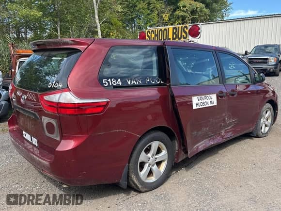 2015 Toyota Sienna L with VIN 5TDZK3DC9FS644500, listed as a Copart auction lot 81236125 with 182,092 mi miles and Clean title. Bid and sale history available at DreamBid. Image 4.