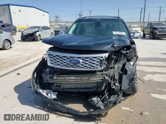2017 Ford Explorer Platinum с VIN 1FM5K8HT4HGC91713, выставлен на аукционе Copart как лот 66198895 с пробегом 143 535 миль миль и Списание • Salvage title. История ставок и продаж доступна на DreamBid. Изображение 15.