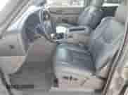 2005 Chevrolet Tahoe Z71 with VIN 1GNEK13T95R157497, listed as a Copart auction lot 70390345 with 246,615 mi miles and Salvage title. Bid and sale history available at DreamBid. Image 7.