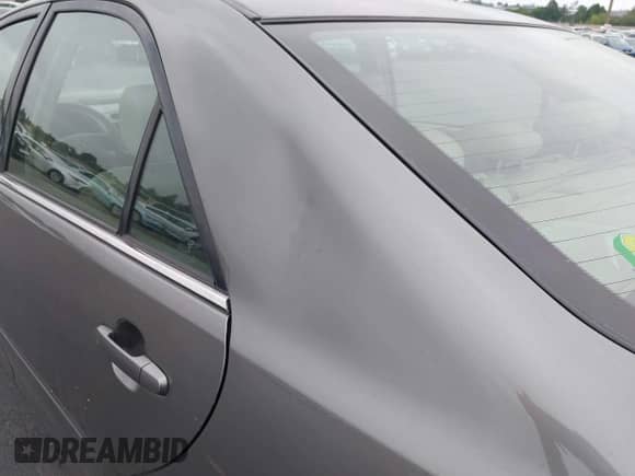 2005 Toyota Camry XLE с VIN 4T1BF30K55U593263, выставлен на аукционе IAAI как лот 43189841 с пробегом 90 753 миль миль и . История ставок и продаж доступна на DreamBid. Изображение 17.
