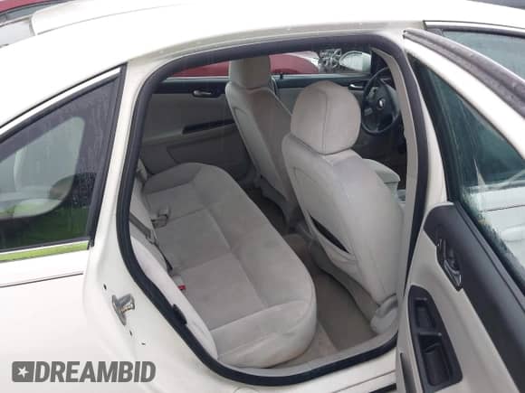 2007 Chevrolet Impala LT с VIN 2G1WT58N279233613, выставлен на аукционе IAAI как лот 43289567 с пробегом 127 833 миль миль и . История ставок и продаж доступна на DreamBid. Изображение 8.