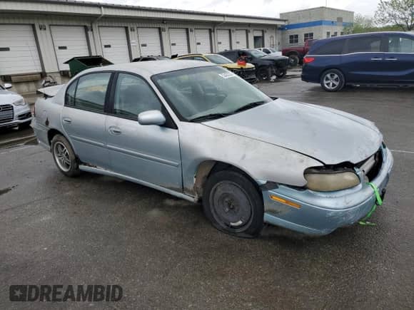 1998 Chevrolet Malibu с VIN 1G1ND52M3WY180374, выставлен на аукционе Copart как лот 53437235 с пробегом 226 181 миль миль и Списание • Salvage title. История ставок и продаж доступна на DreamBid. Изображение 4.