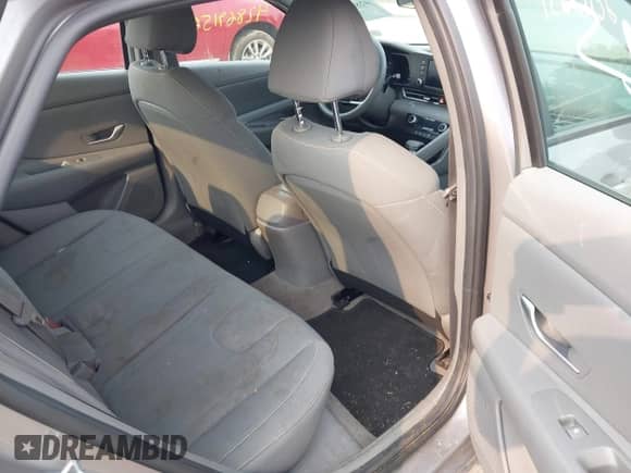 2022 Hyundai Elantra SEL with VIN KMHLM4AG4NU260871, listed as a IAAI auction lot 42869156 with 33,597 mi miles and . Bid and sale history available at DreamBid. Image 8.