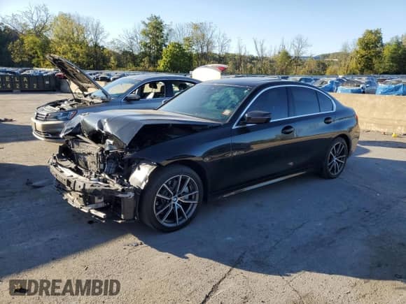 2020 BMW 3 Series 330i xDrive z VIN 3MW5R7J07L8B05435, wystawiony jako Copart lot #85305605 z przebiegiem 91 223 mil mil oraz Szkoda całkowita • Salvage title. Historia ofert i sprzedaży dostępna na DreamBid. Obrazek 1.