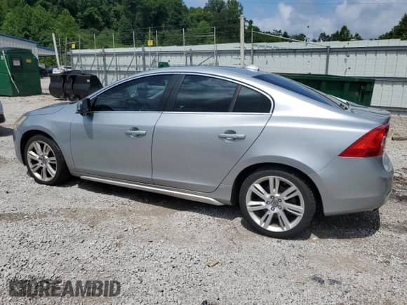 2012 Volvo S60 T6 с VIN YV1902FH5C2041050, выставлен на аукционе Copart как лот 65511865 с пробегом 129 206 миль миль и Чистый • Clean title. История ставок и продаж доступна на DreamBid. Изображение 2.