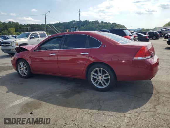 2008 Chevrolet Impala LTZ z VIN 2G1WU583881258172, wystawiony jako Copart lot #69198345 z przebiegiem 121 457 mil mil oraz Szkoda całkowita • Salvage title. Historia ofert i sprzedaży dostępna na DreamBid. Obrazek 2.