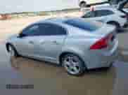 2015 Volvo S60 T5 Drive-E Premier с VIN YV126MFK4F1355600, выставлен на аукционе Copart как лот 68793115 с пробегом Не указан миль и Чистый • Clean title. История ставок и продаж доступна на DreamBid. Изображение 2.