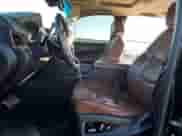 2016 Cadillac Escalade ESV Premium Collection с VIN 1GYS3JKJ0GR451473, выставлен на аукционе Copart как лот 81913174 с пробегом 124 839 миль миль и Списание • Salvage title. История ставок и продаж доступна на DreamBid. Изображение 7.