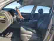 2014 Hyundai Equus Signature z VIN KMHGH4JHXEU076582, wystawiony jako Copart lot #47231705 z przebiegiem 46 347 mil mil oraz Szkoda całkowita • Salvage title. Historia ofert i sprzedaży dostępna na DreamBid. Obrazek 7.