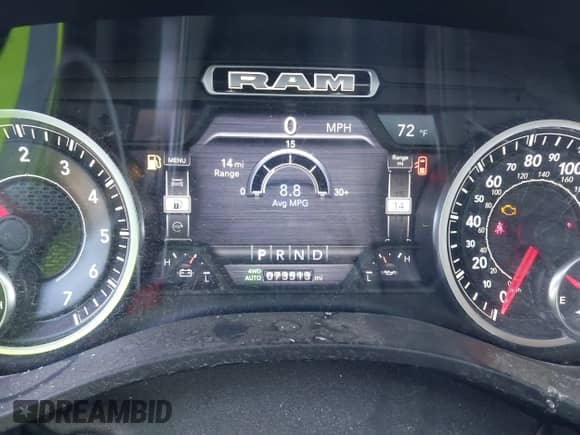 2019 Ram 1500 Big Horn z VIN 1C6SRFBT4KN622865, wystawiony jako IAAI lot #41887932 z przebiegiem 73 513 mil mil oraz . Historia ofert i sprzedaży dostępna na DreamBid. Obrazek 7.