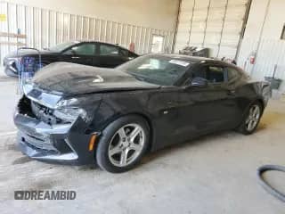 2018 Chevrolet Camaro 1LS с VIN 1G1FA1RX1J0189085, выставлен на аукционе Copart как лот 80377134 с пробегом 71 682 миль миль и Списание • Salvage title. История ставок и продаж доступна на DreamBid. Изображение 1.