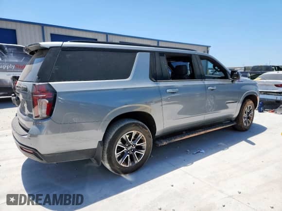 2023 Chevrolet Suburban Z71 z VIN 1GNSKDKD1PR402620, wystawiony jako Copart lot #66499075 z przebiegiem Nie podano mil oraz Szkoda całkowita • Salvage title. Historia ofert i sprzedaży dostępna na DreamBid. Obrazek 3.