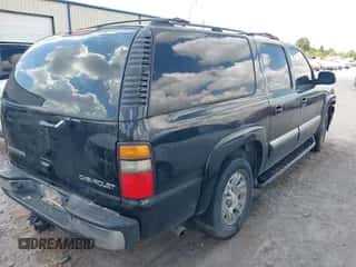 2005 Chevrolet Suburban LT z VIN 3GNEC16Z65G204577, wystawiony jako IAAI lot #43254585 z przebiegiem 231 024 mil mil oraz . Historia ofert i sprzedaży dostępna na DreamBid. Obrazek 4.